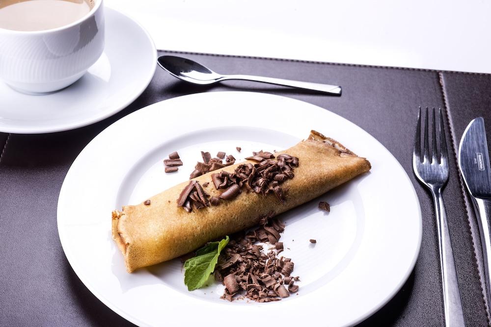 Hotel Laghetto Stilo Centro グラマド エクステリア 写真 A chocolate spring roll