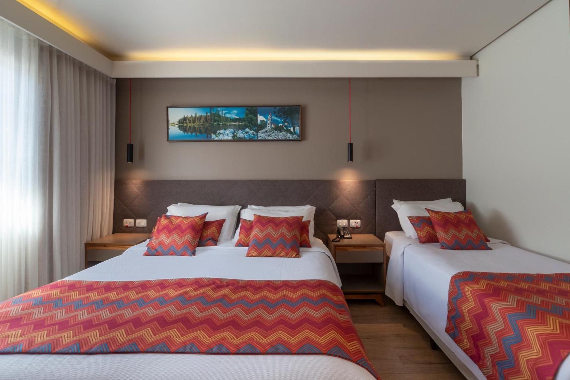 Hotel Laghetto Stilo Centro グラマド エクステリア 写真 Family room