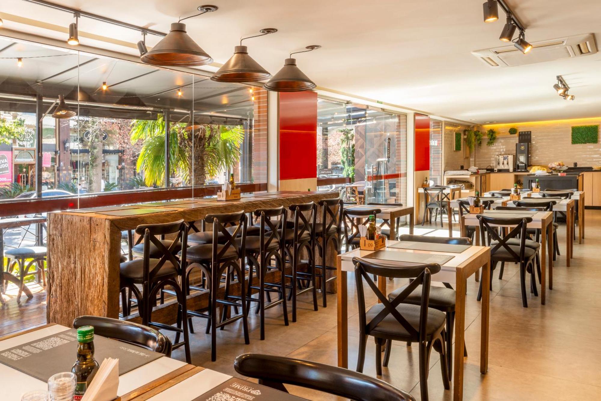 Hotel Laghetto Stilo Centro グラマド エクステリア 写真 Restaurant in Madrid