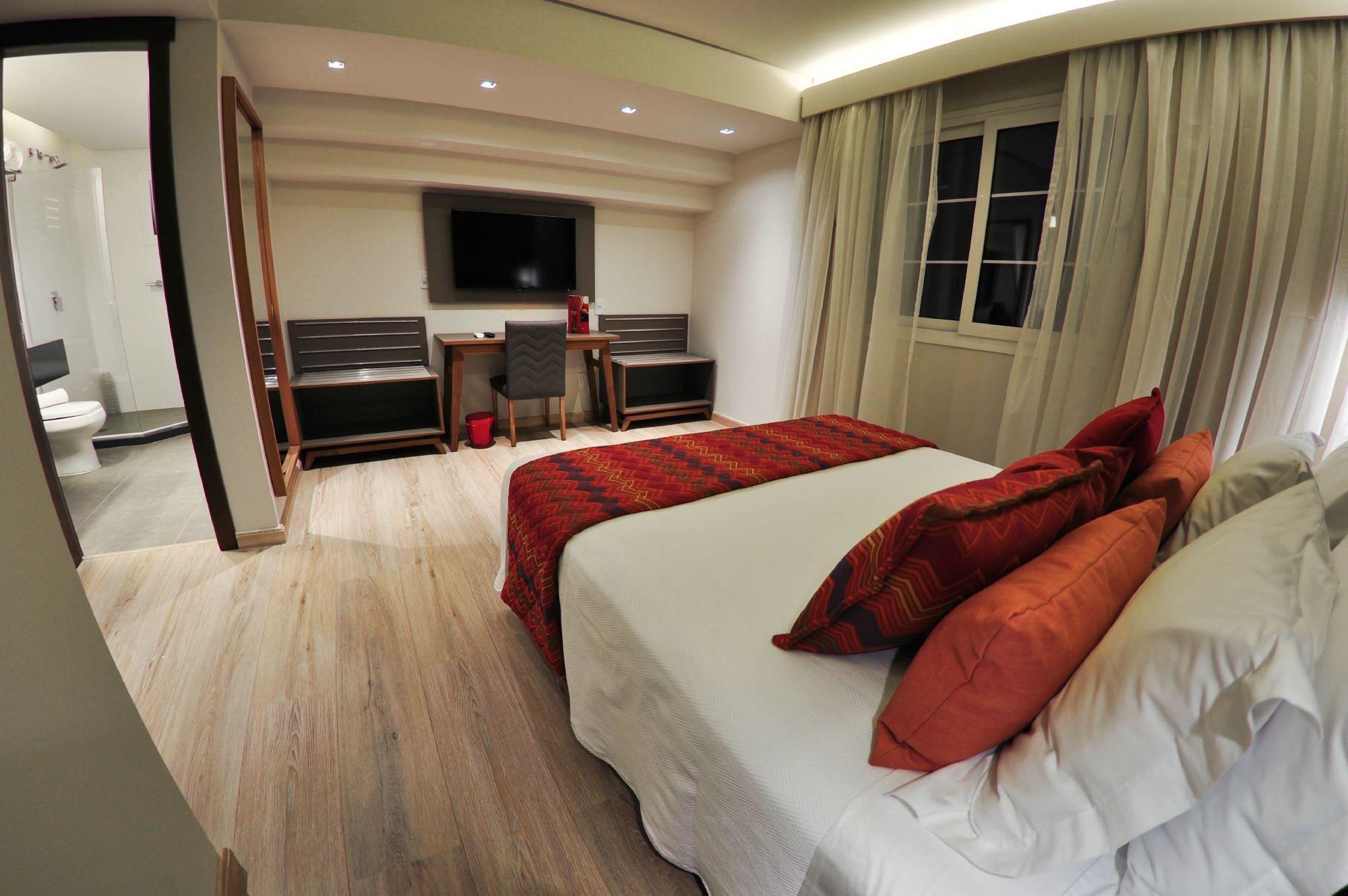Hotel Laghetto Stilo Centro グラマド エクステリア 写真 A room at the hotel